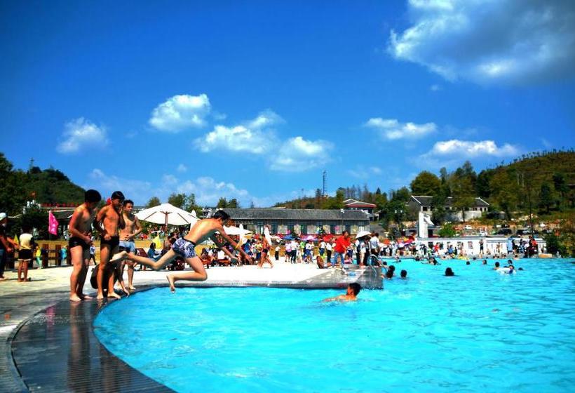 בית מלון כפרי Cliff