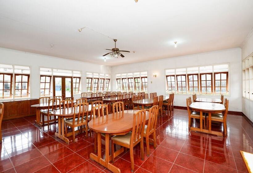 فندق Oyo 2495 Wijaya