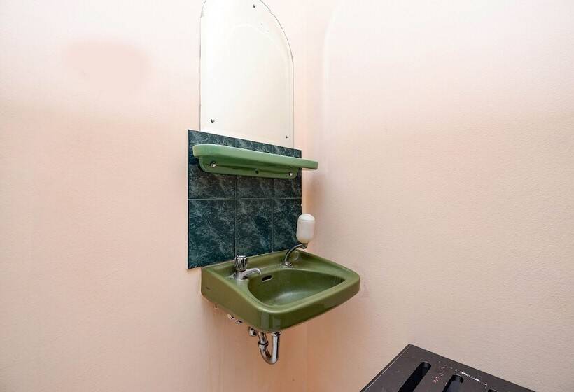 فندق Oyo 2495 Wijaya