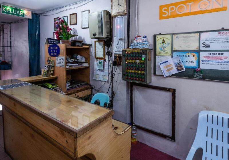 فندق Spot On 89706 Today