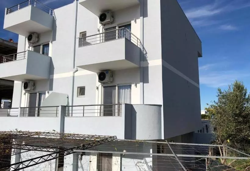 Hotelli Villa Kristjana Ksamil