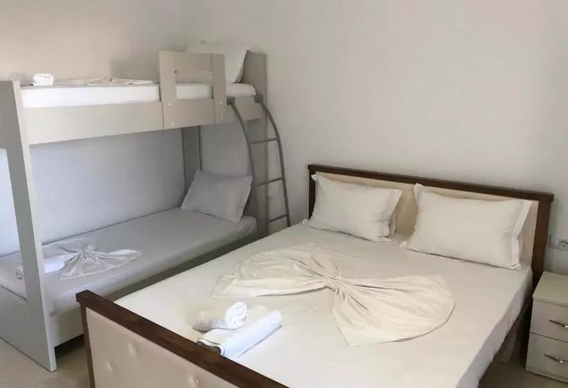 Hotelli Villa Kristjana Ksamil