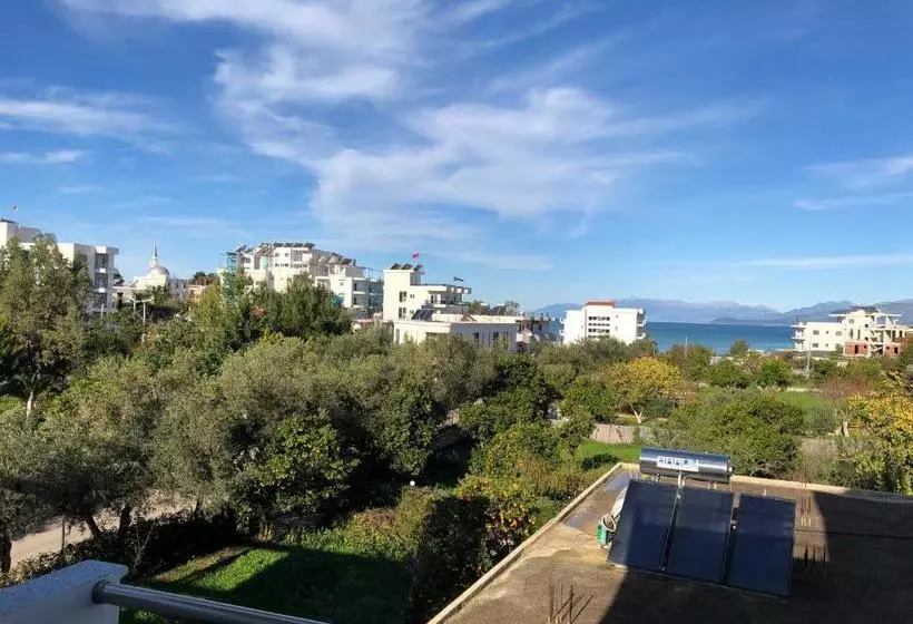 Hotelli Villa Kristjana Ksamil