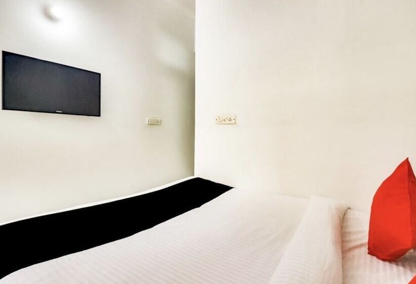 פנסיון Jasola 82 Inn