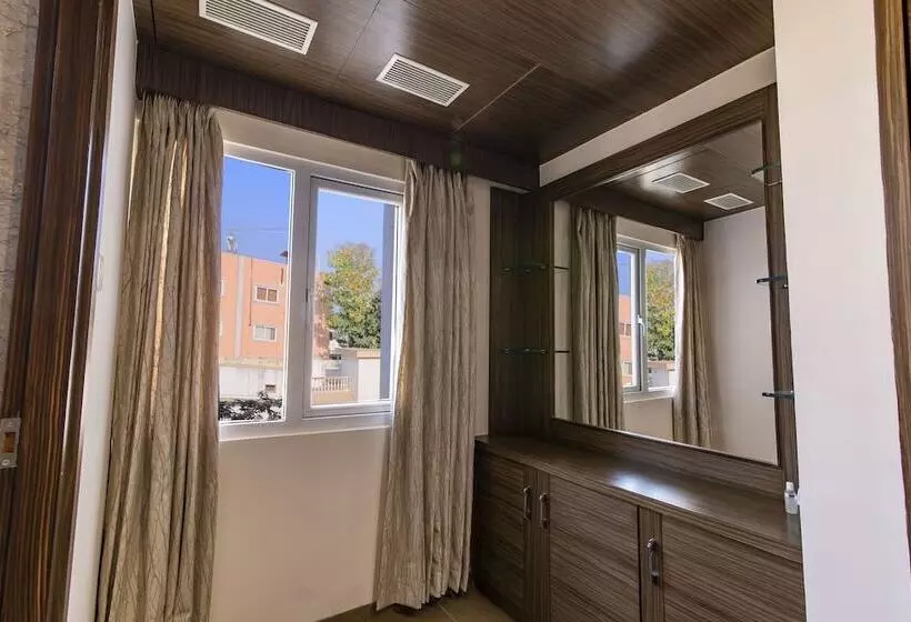 Hotelli Aloka Stay Inn