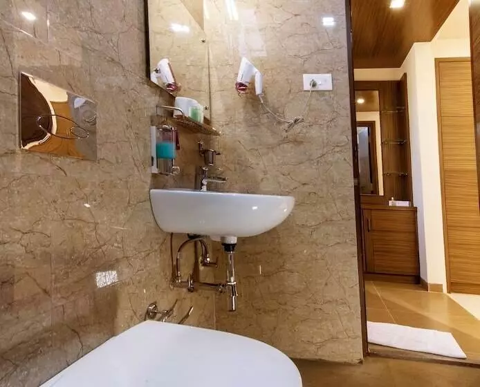 Hotelli Aloka Stay Inn