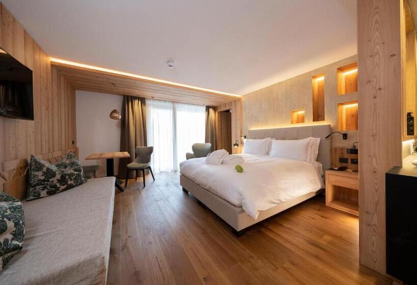 فندق Ciampedie Luxury Alpine Spa