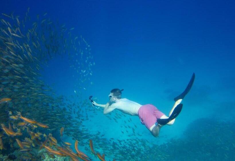 فندق Umma Bali Menjangan Retreat