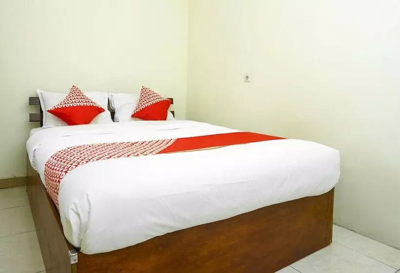ホテル Oyo 2319 Tengkawang Residence
