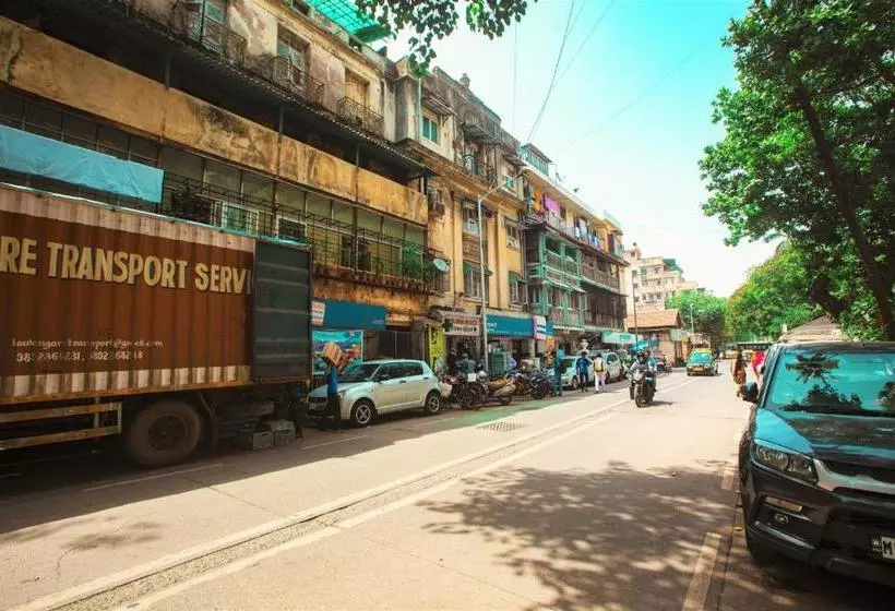 هتل Platinum Residency Colaba