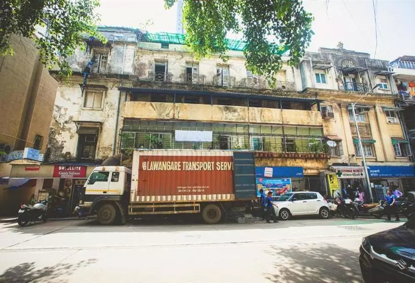 هتل Platinum Residency Colaba