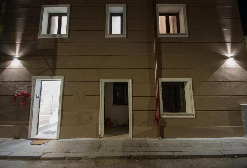 بنسيون Barrile's