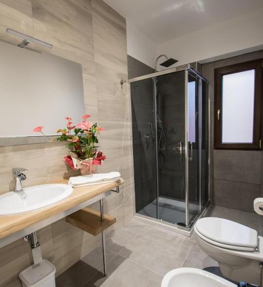 بنسيون Barrile's