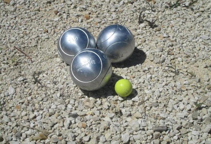 تختخواب و صبحانه Domaine Des Cantiques