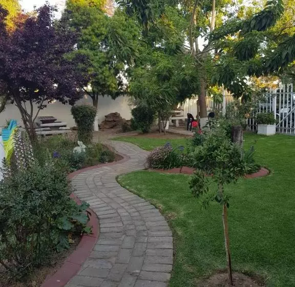 پانسیون Good 2 Go Guest House