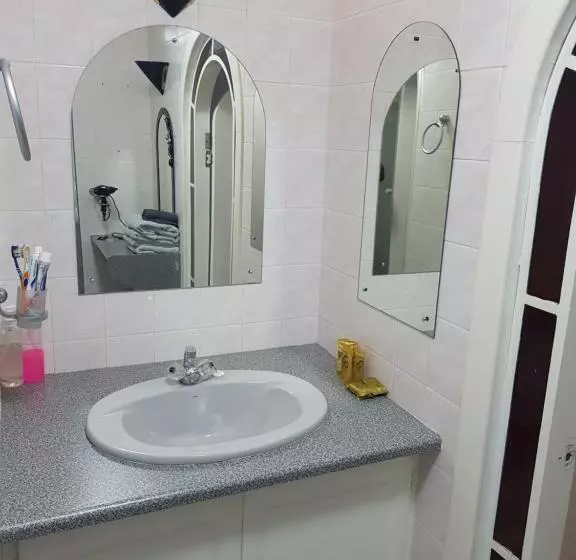 پانسیون Good 2 Go Guest House