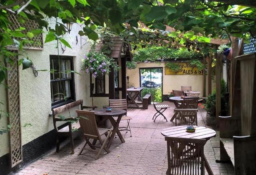 Ostello The Butterleigh Inn