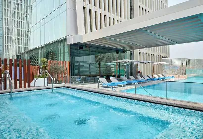 هتل Hilton Garden Inn Kuwait