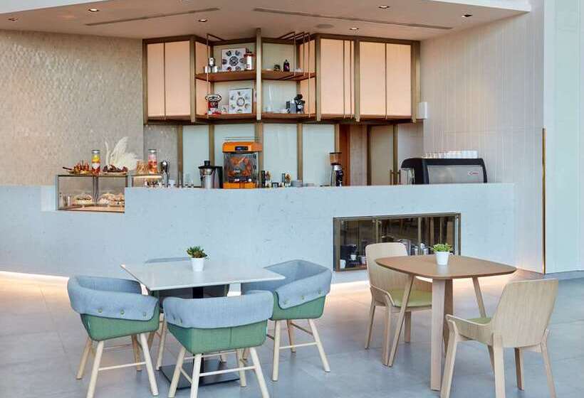 בית מלון כפרי Hilton Garden Inn Kuwait