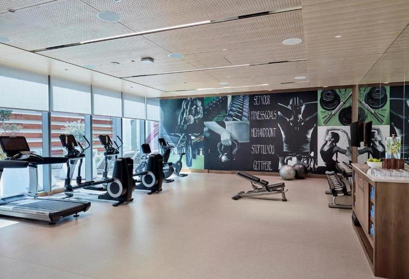 בית מלון כפרי Hilton Garden Inn Kuwait