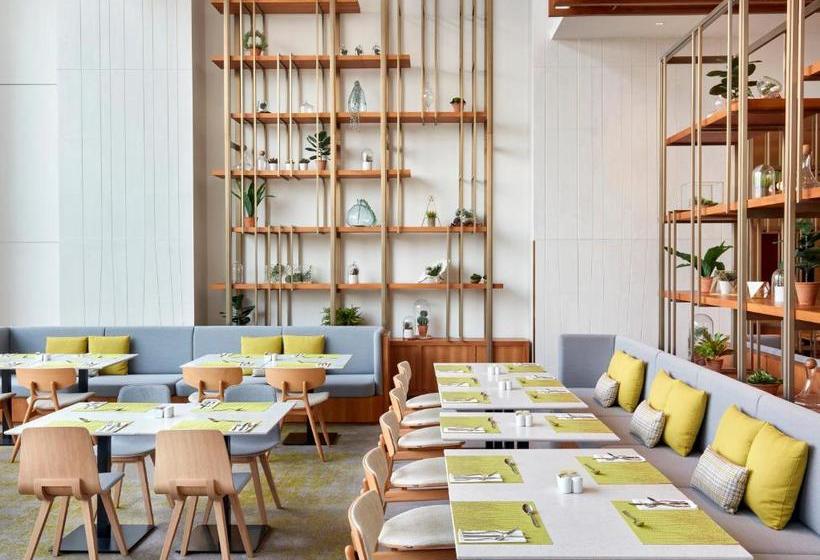 בית מלון כפרי Hilton Garden Inn Kuwait