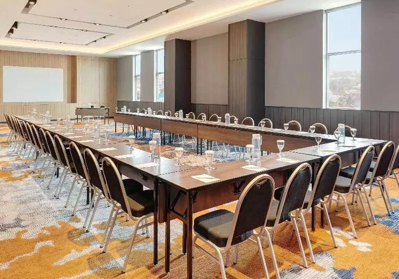 هتل Mercure Bengkulu