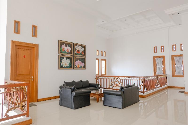 בית מלון כפרי Oyo 2295 Daffi Family Residence