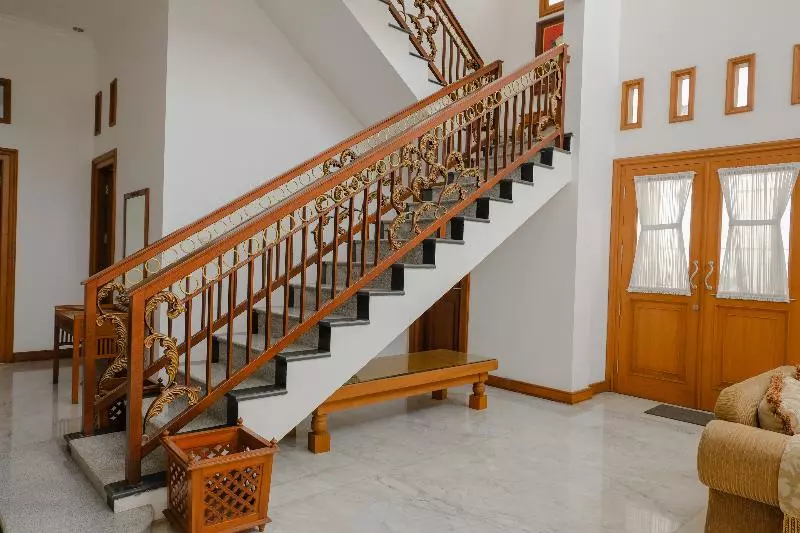 هتل Oyo 2295 Daffi Family Residence