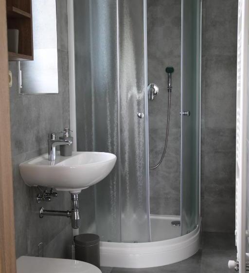 פנסיון Apartmány Lama