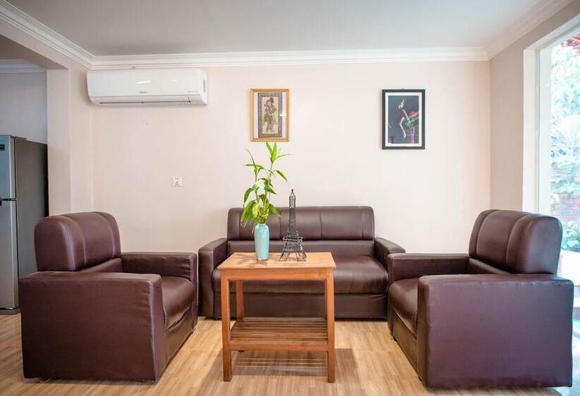 پانسیون Tropical Villa Siem Reap