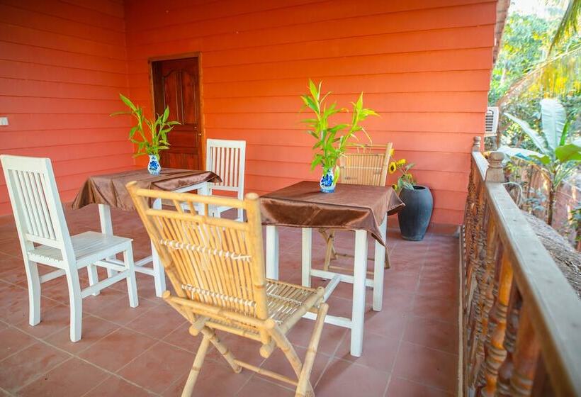 پانسیون Tropical Villa Siem Reap