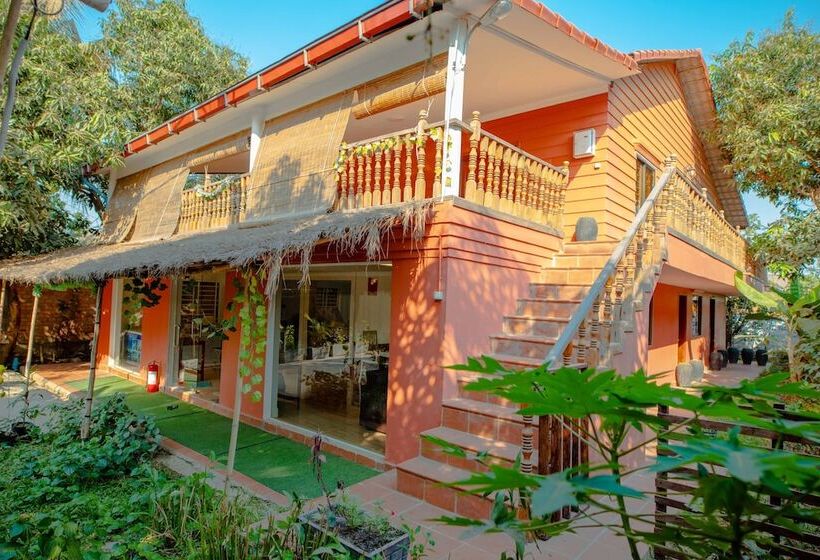 پانسیون Tropical Villa Siem Reap