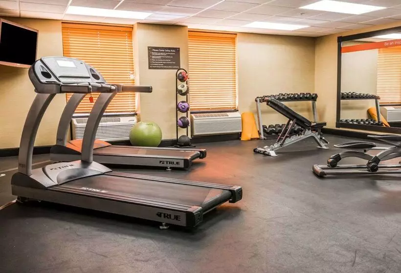 ホテル Spark By Hilton Plymouth