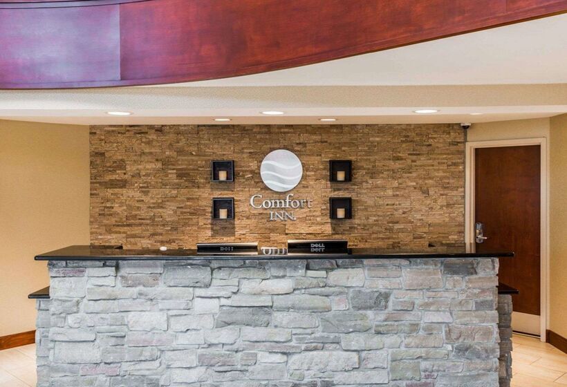 Отель Spark By Hilton Plymouth