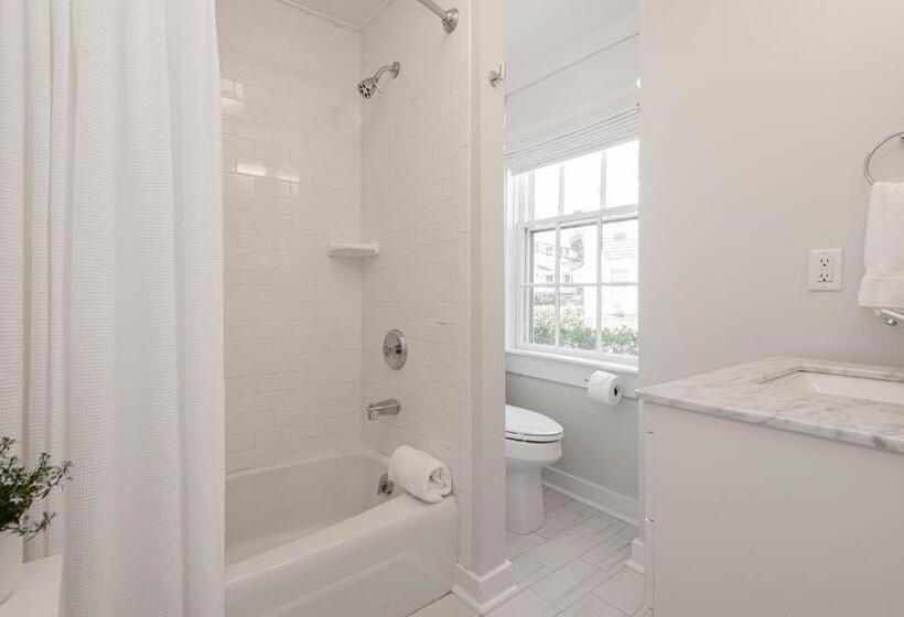 هتل Nantucket Periwinkle