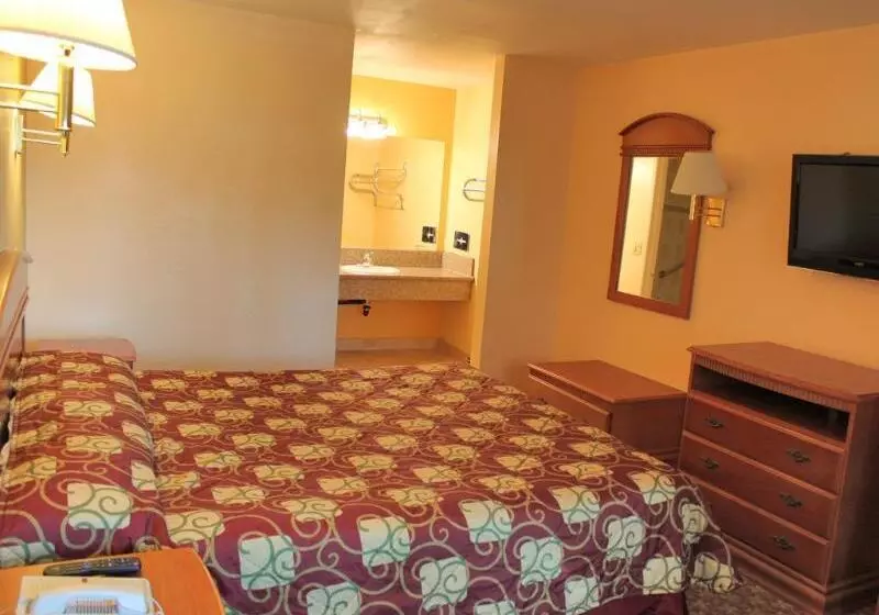 هتل Orange Tustin Inn In Orange