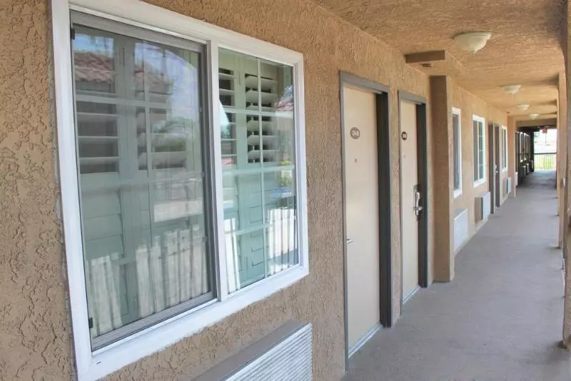 هتل Orange Tustin Inn In Orange