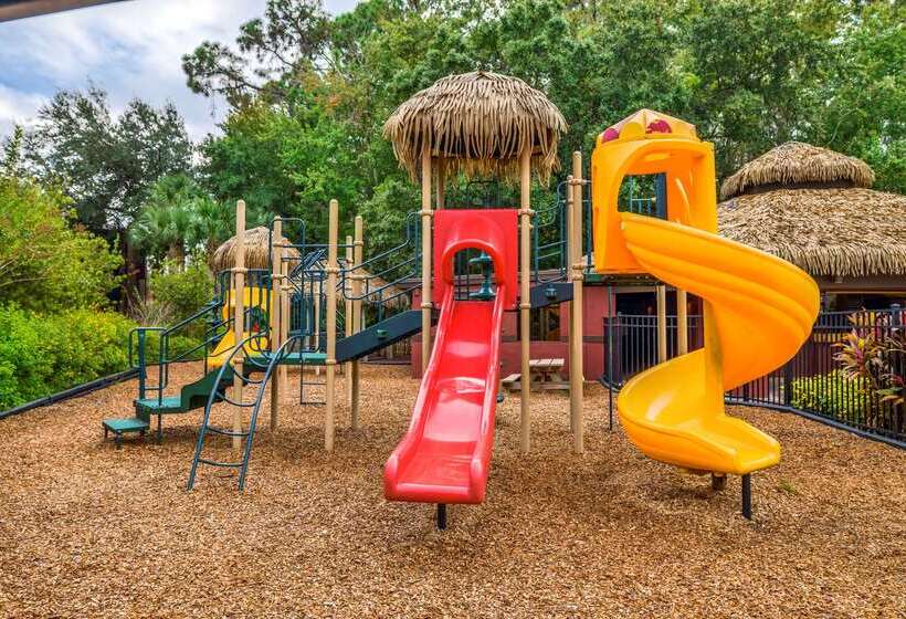 فندق Parkway International Resort