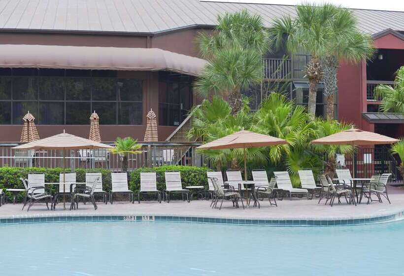 فندق Parkway International Resort