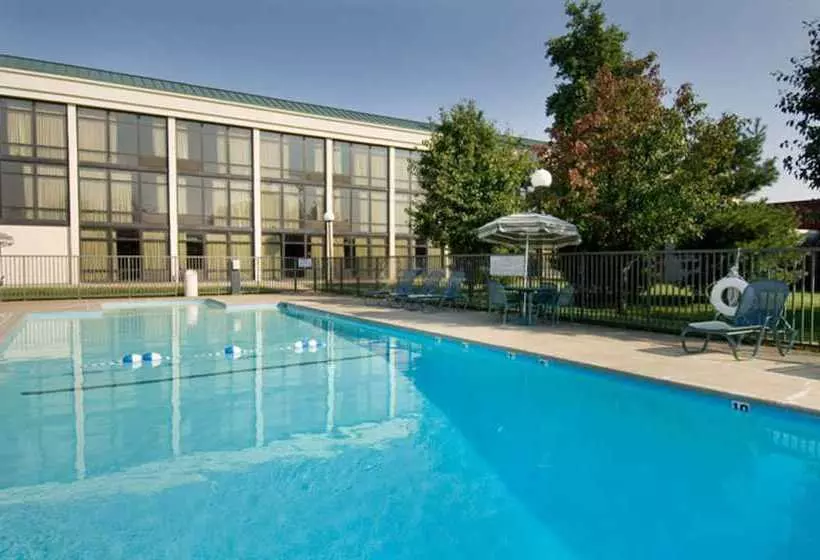 هتل Pear Tree Inn Cape Girardeau Medical Center