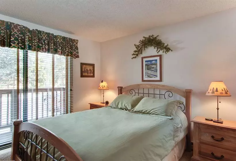 ホテル Pine Ridge Condominiums