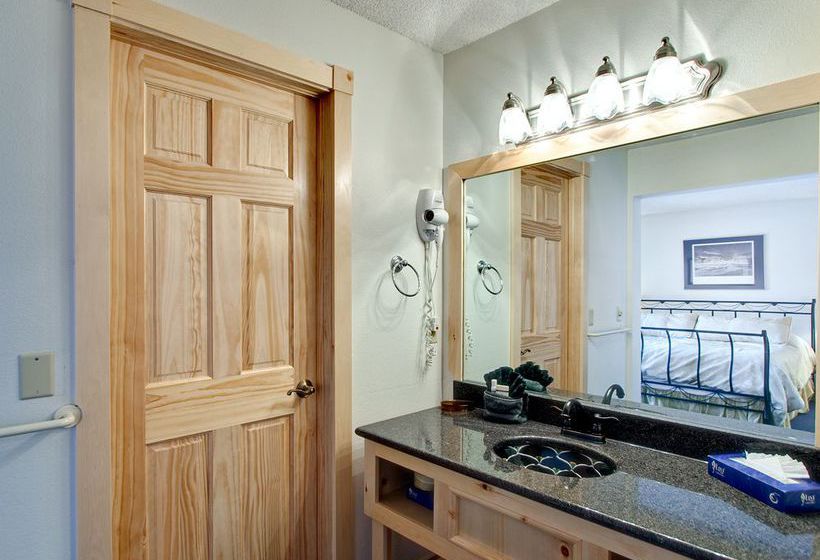 هتل Pine Ridge Condominiums