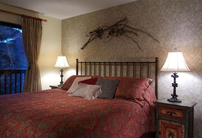 هتل Pine Ridge Condominiums