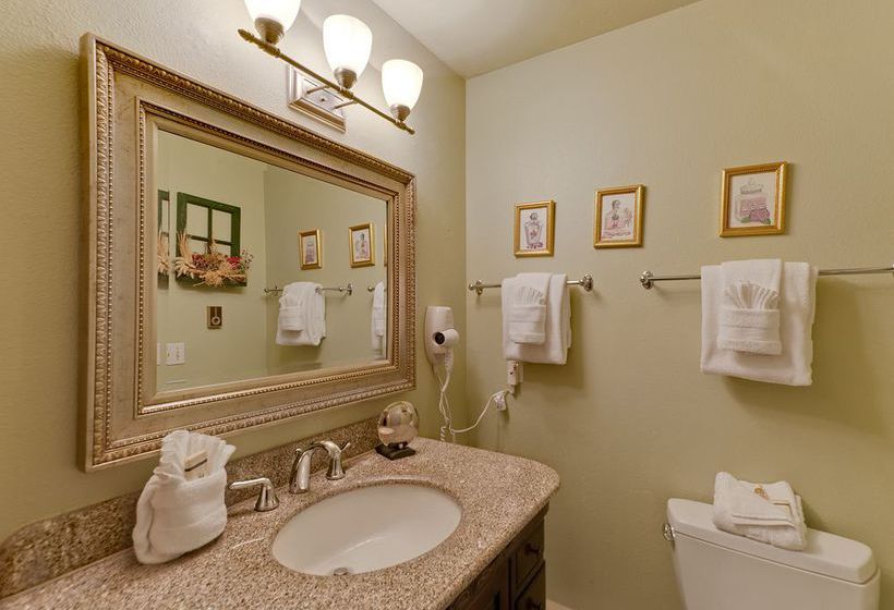 هتل Pine Ridge Condominiums