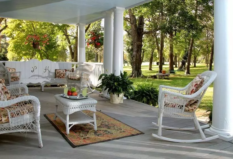 Hotel Prospect Hill Inn & Restaurant