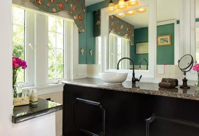 Hotel Prospect Hill Inn & Restaurant