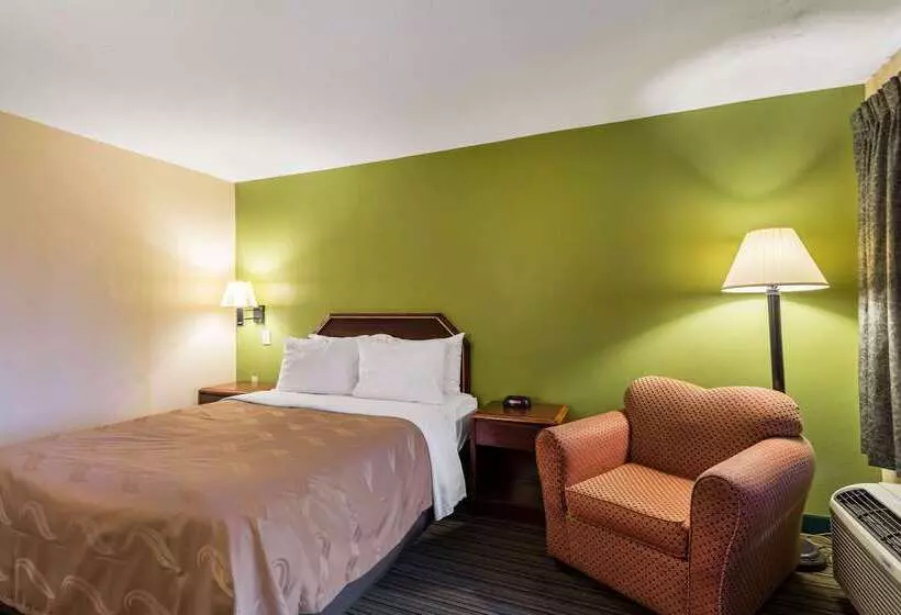 هتل Quality Inn