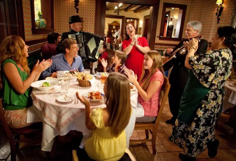 فندق Universal S Loews Portofino Bay