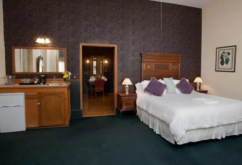 The Palace Hotel And Bath House Spa