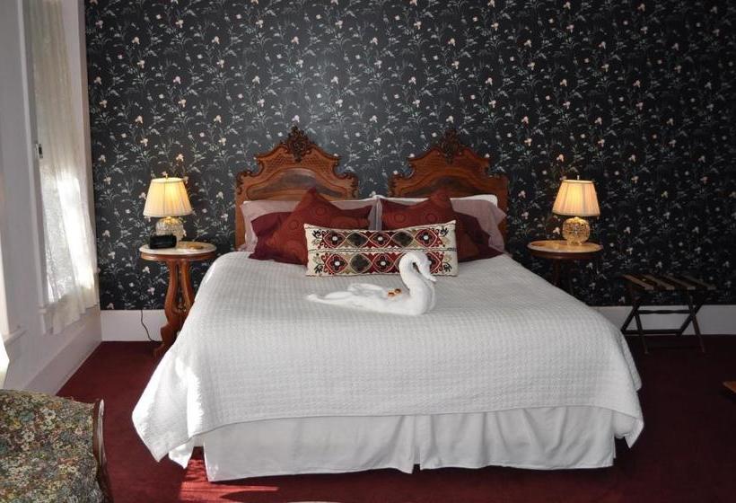 The Palace Hotel And Bath House Spa